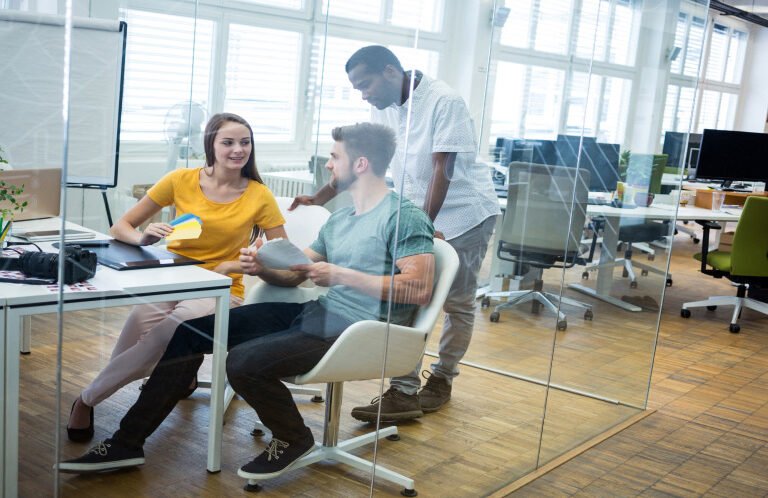 How Digital Marketing is Changing Consumer Behavior – Exploring the impact of social media, AI, and personalization.